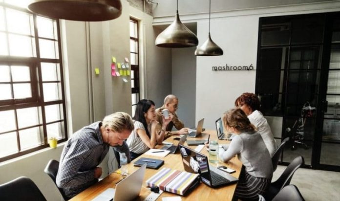 brainstorming-collaborate-collaboration-1204649 (1)